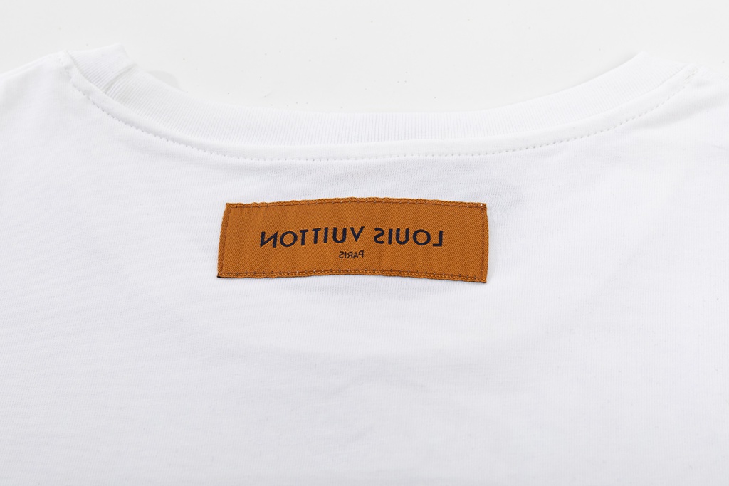 LV T-shirt